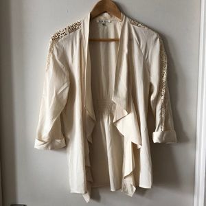 Black Rainn Creme Lace Blazer